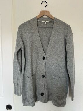Uniqlo Gray Wool Blend Cardigan Size Small